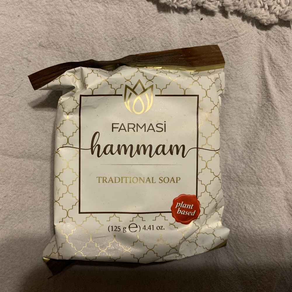 Farmasi Soap